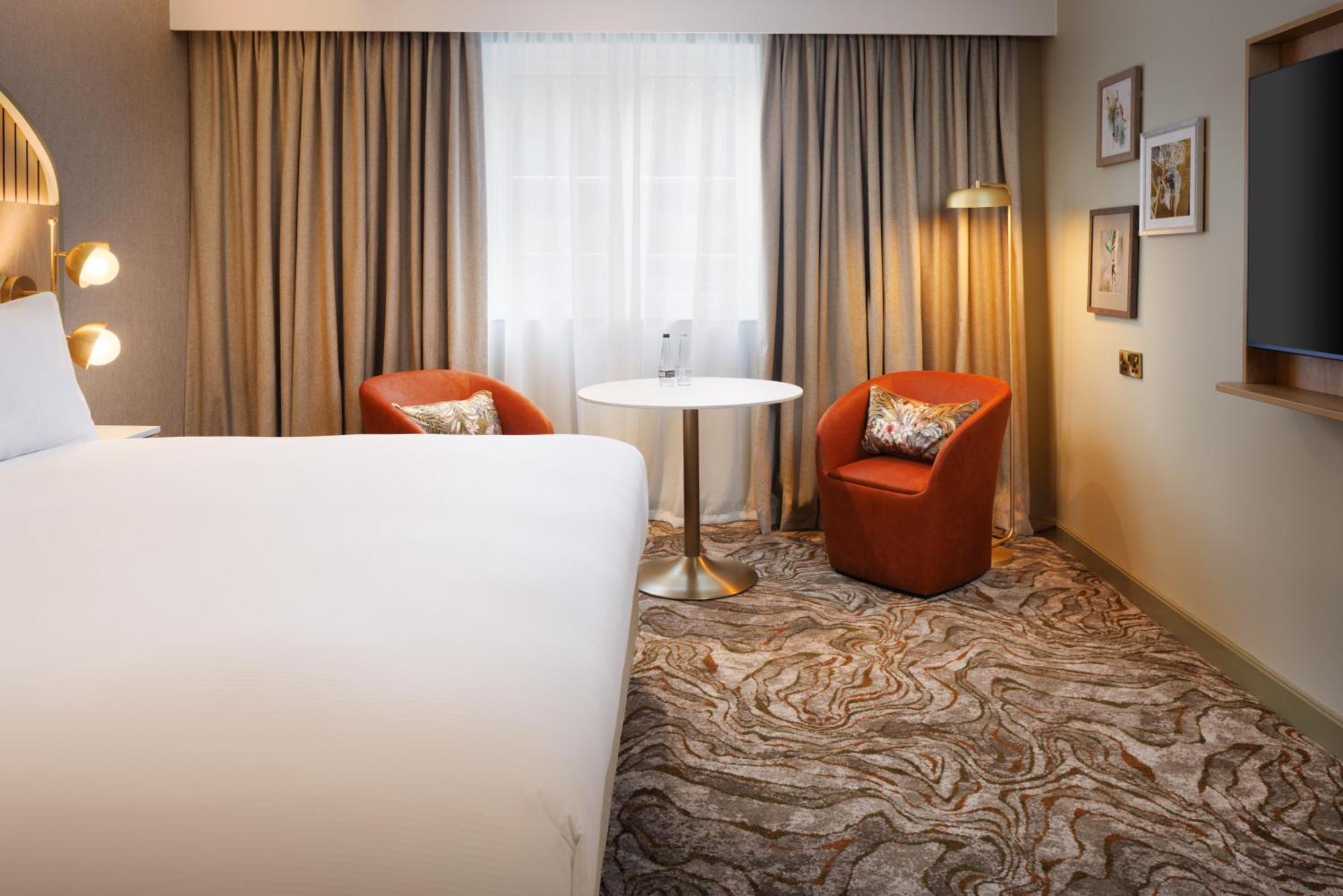 Отель Doubletree By Hilton Bristol North Алмондсбери Экстерьер фото