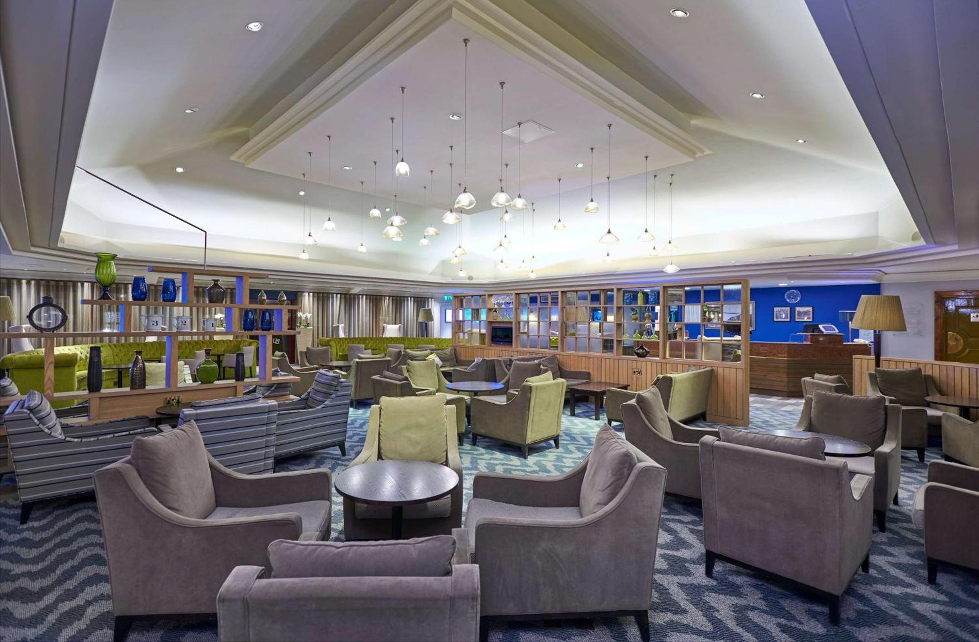 Отель Doubletree By Hilton Bristol North Алмондсбери Экстерьер фото